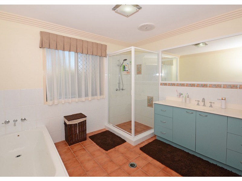 22 Meadow Drive, Dundowran Beach QLD 4655
