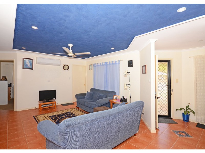 48 William Street, Urangan QLD 4655