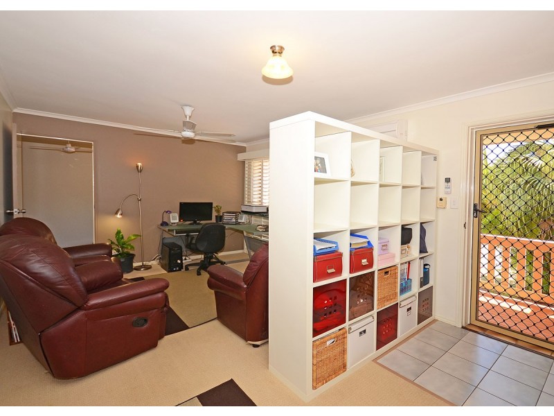 150 Hammond Street, Urangan QLD 4655