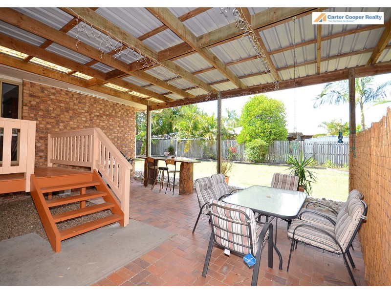150 Hammond Street, Urangan QLD 4655