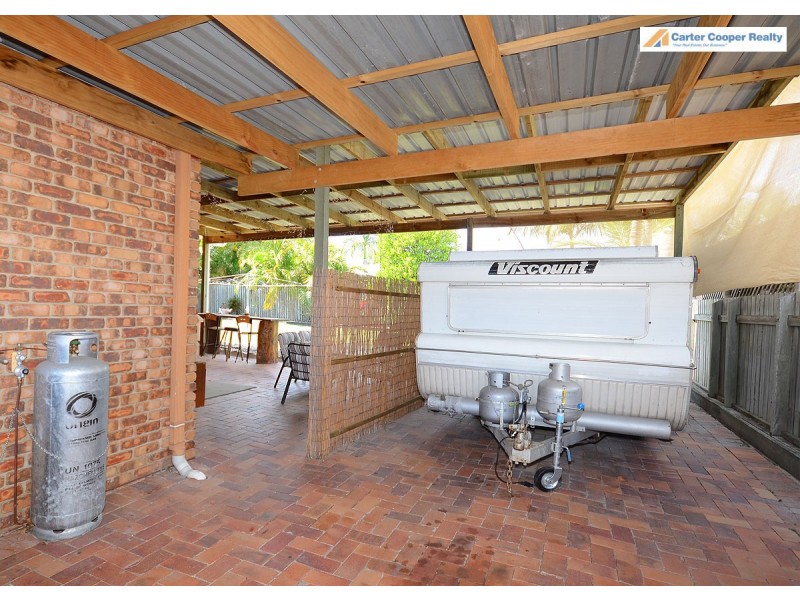 150 Hammond Street, Urangan QLD 4655