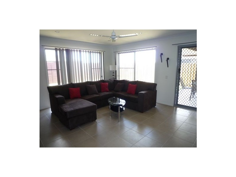 3 Mawson Court, Urraween QLD 4655