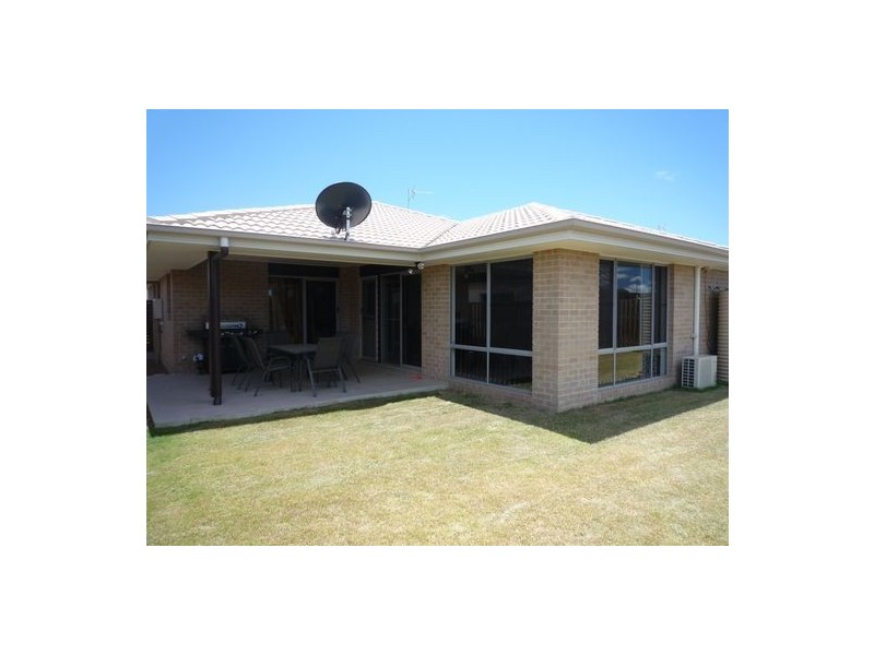 3 Mawson Court, Urraween QLD 4655