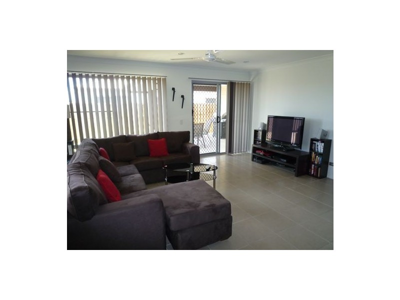 3 Mawson Court, Urraween QLD 4655