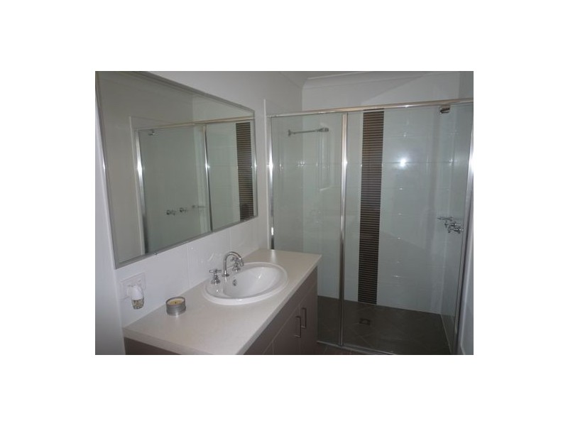 3 Mawson Court, Urraween QLD 4655