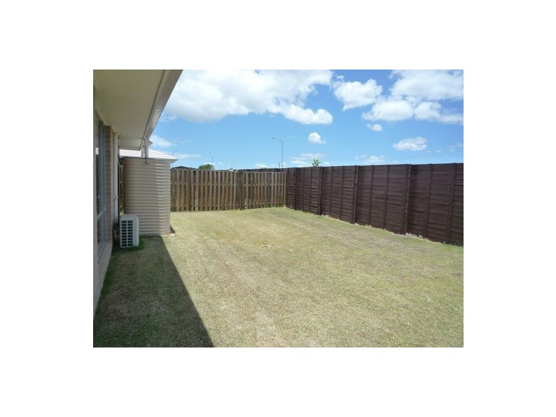 3 Mawson Court, Urraween QLD 4655