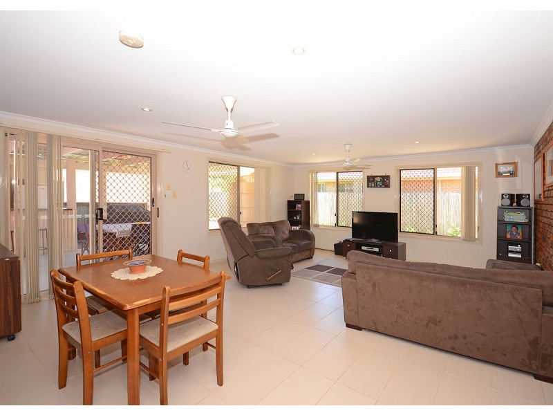 4 Forest Close, Kawungan QLD 4655