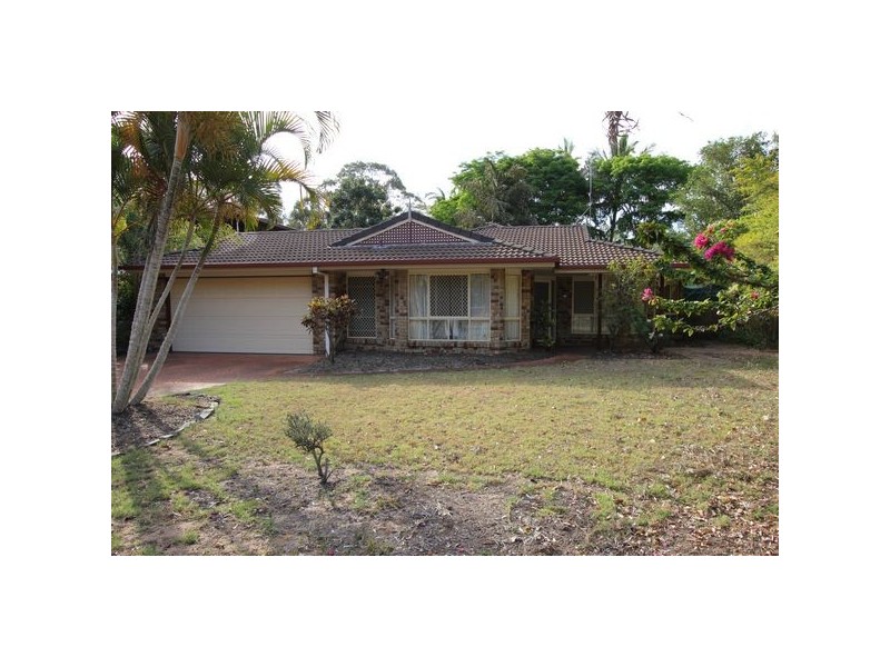 657 Charlton Esplanade, Urangan QLD 4655