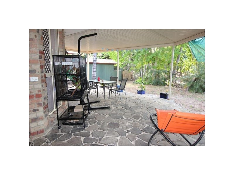 657 Charlton Esplanade, Urangan QLD 4655