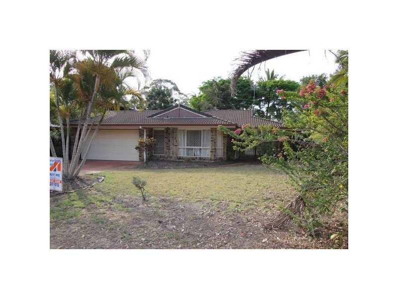 657 Charlton Esplanade, Urangan QLD 4655