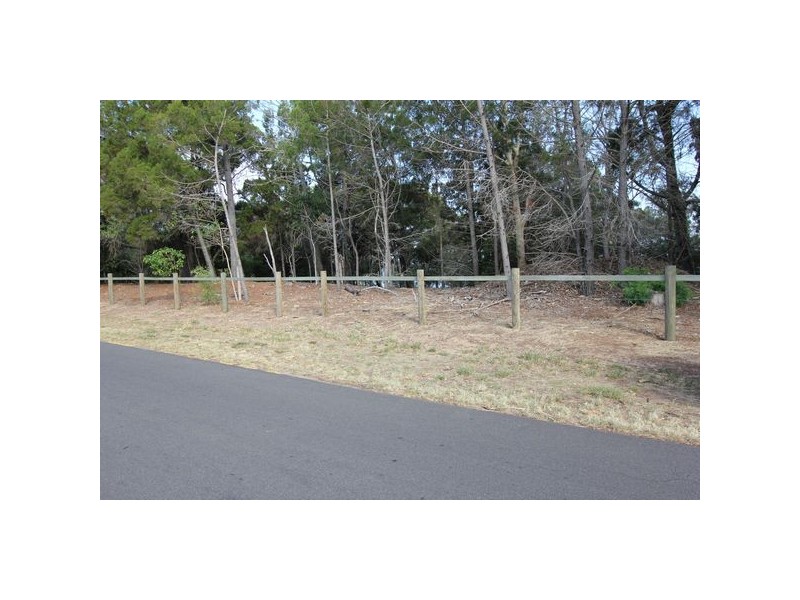 657 Charlton Esplanade, Urangan QLD 4655