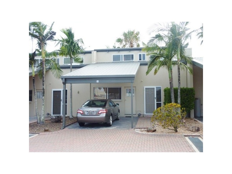 56/1 Ibis Boulevard, Eli Waters QLD 4655