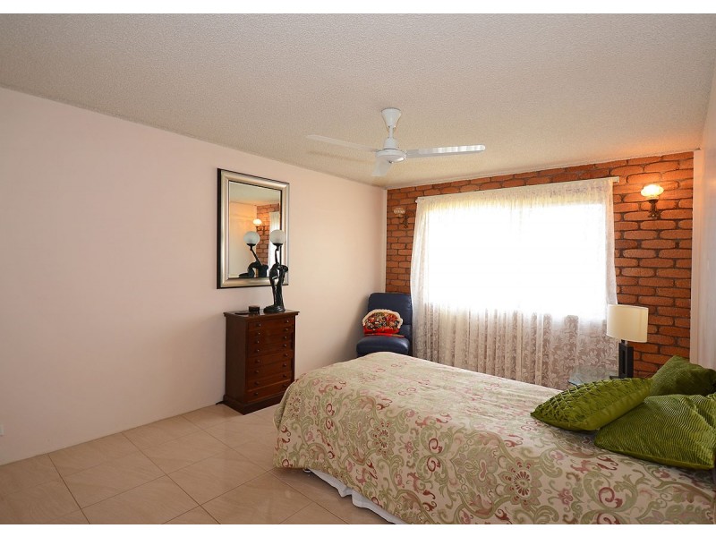 3/6 Ann Street, Torquay QLD 4655