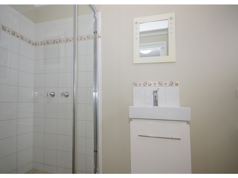 18 Martin Street, Pialba QLD 4655