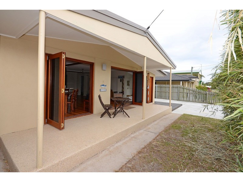 18 Martin Street, Pialba QLD 4655