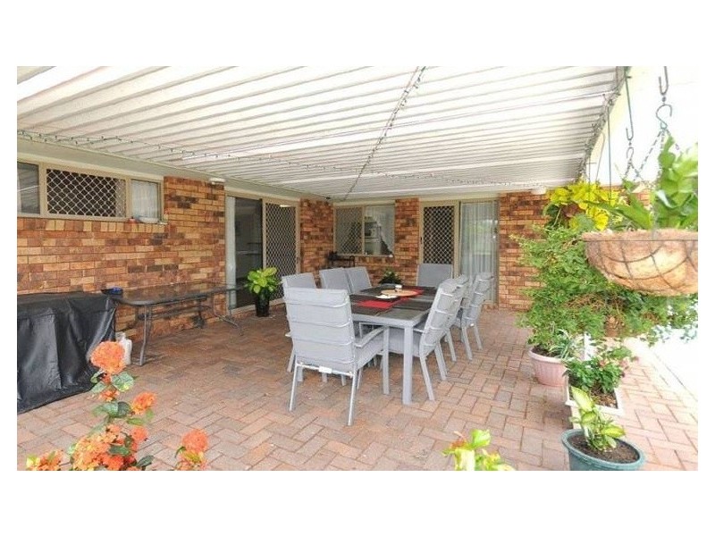 50 Urangan Street, Torquay QLD 4655