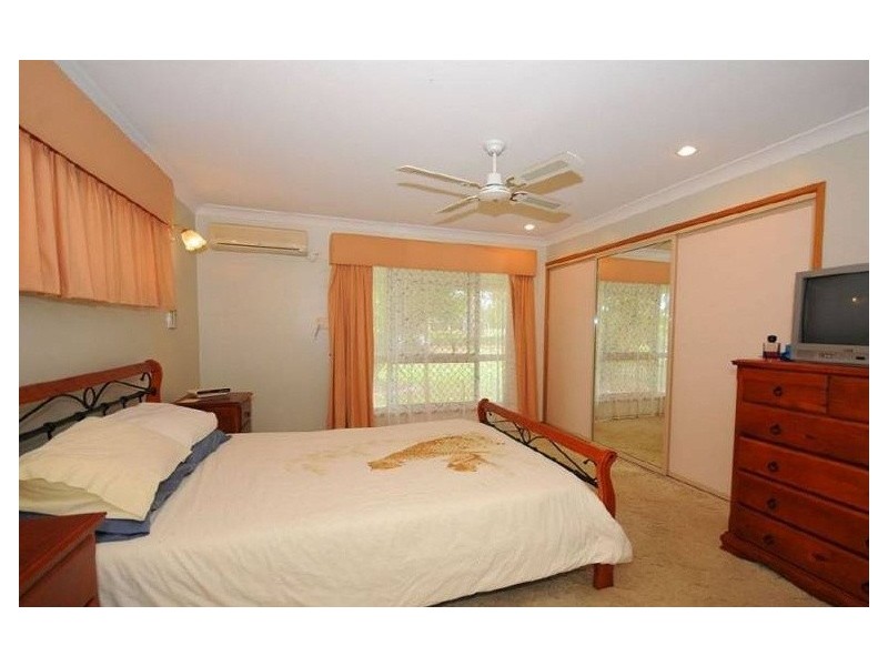 50 Urangan Street, Torquay QLD 4655