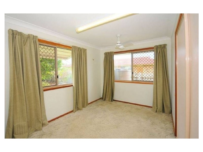 50 Urangan Street, Torquay QLD 4655