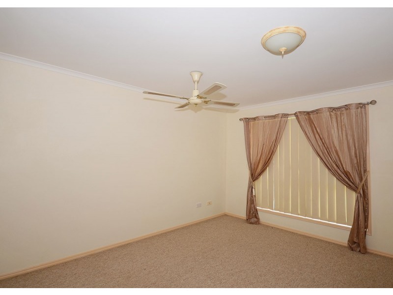 12 Oriole Court, Eli Waters QLD 4655