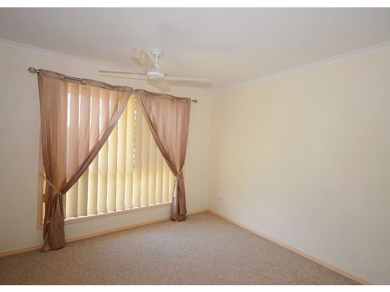 12 Oriole Court, Eli Waters QLD 4655