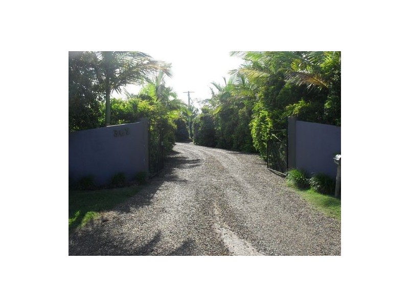 369 Doolong South Road, Nikenbah QLD 4655