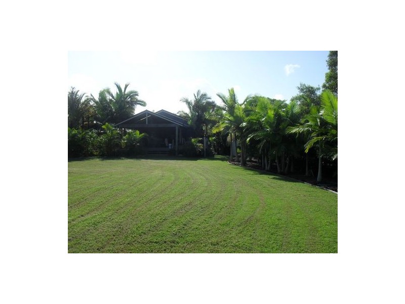 369 Doolong South Road, Nikenbah QLD 4655