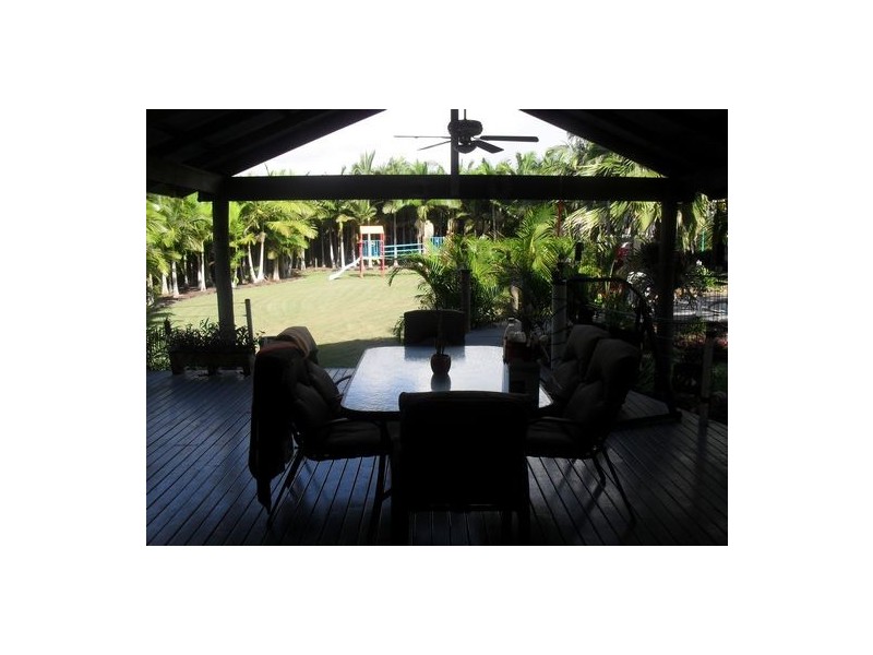369 Doolong South Road, Nikenbah QLD 4655