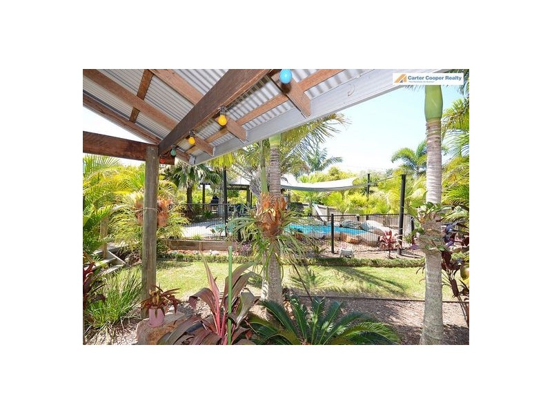 369 Doolong South Road, Nikenbah QLD 4655