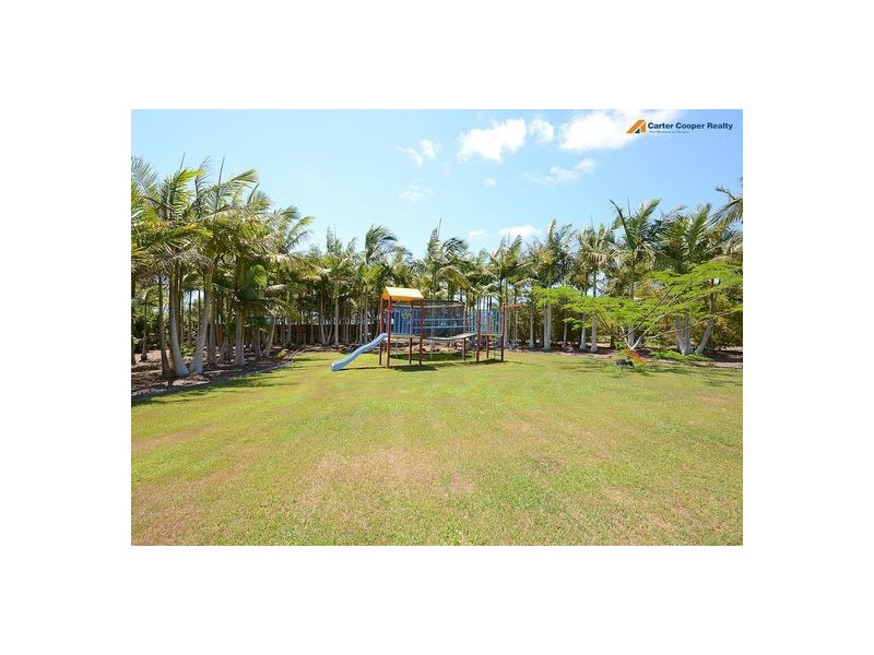369 Doolong South Road, Nikenbah QLD 4655