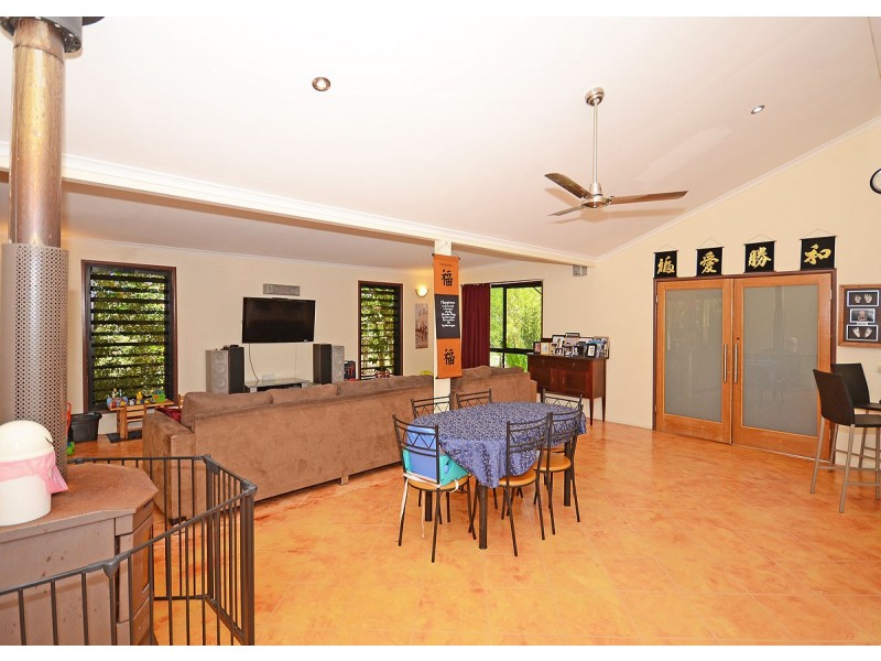 10 Paroo Court, Dundowran Beach QLD 4655