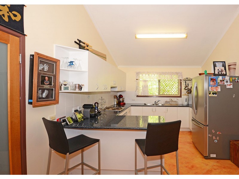 10 Paroo Court, Dundowran Beach QLD 4655