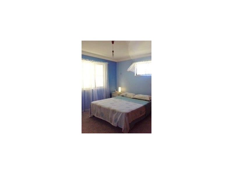 9 Barry Street, Torquay QLD 4655