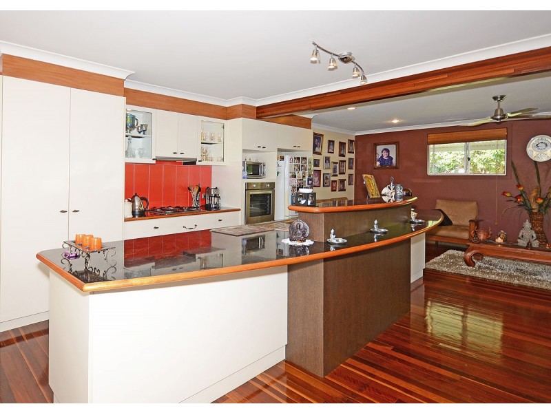 29 Beach Road, Pialba QLD 4655