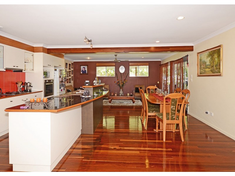 29 Beach Road, Pialba QLD 4655