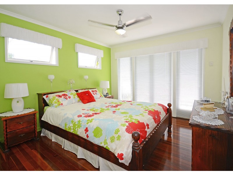 29 Beach Road, Pialba QLD 4655