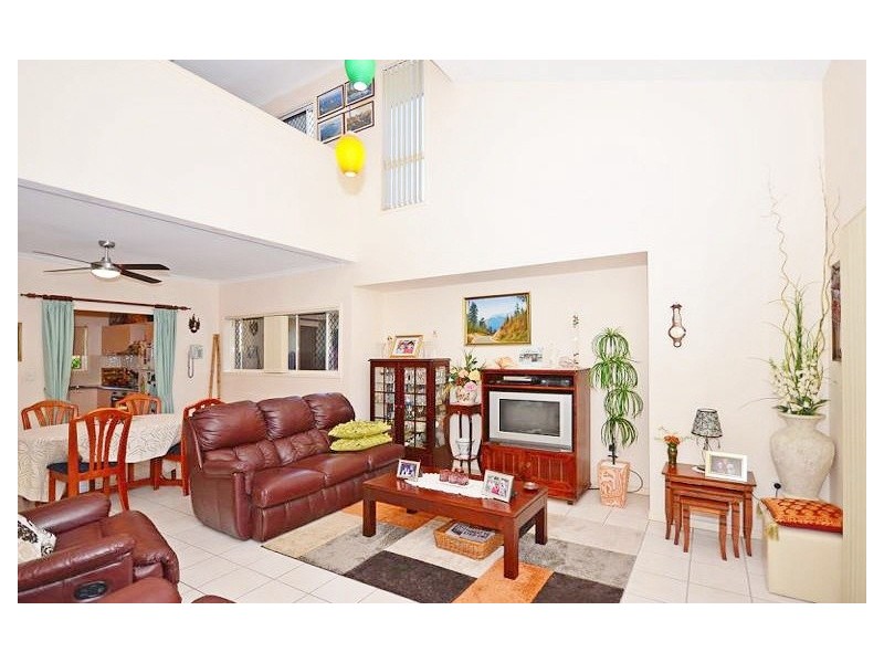 115-34 Elizabeth Street, Urangan QLD 4655