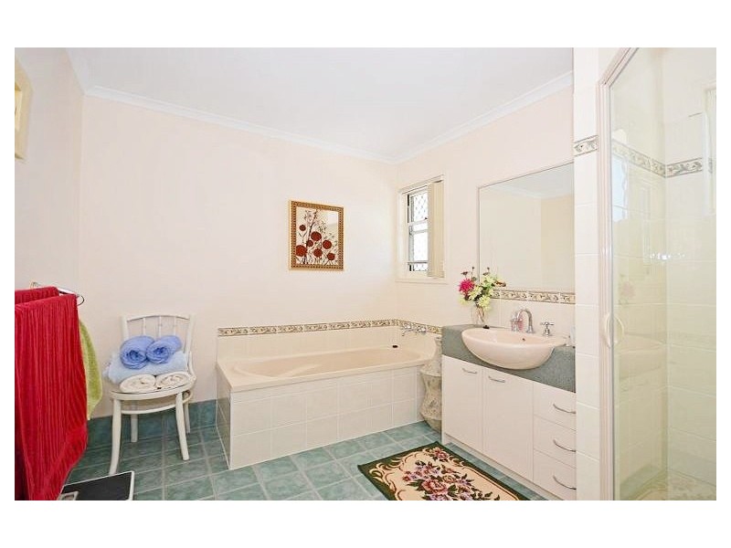 115-34 Elizabeth Street, Urangan QLD 4655