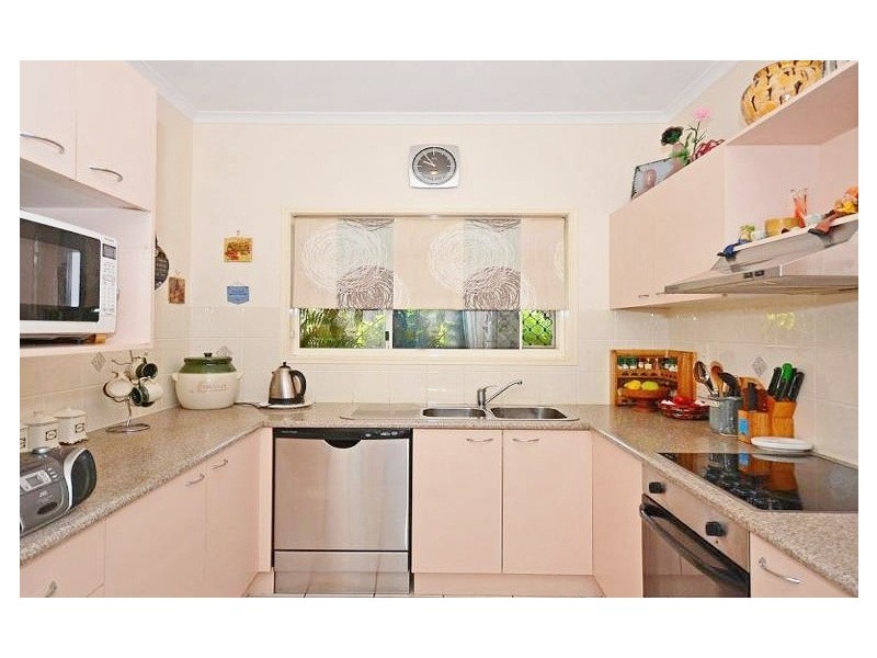 115-34 Elizabeth Street, Urangan QLD 4655