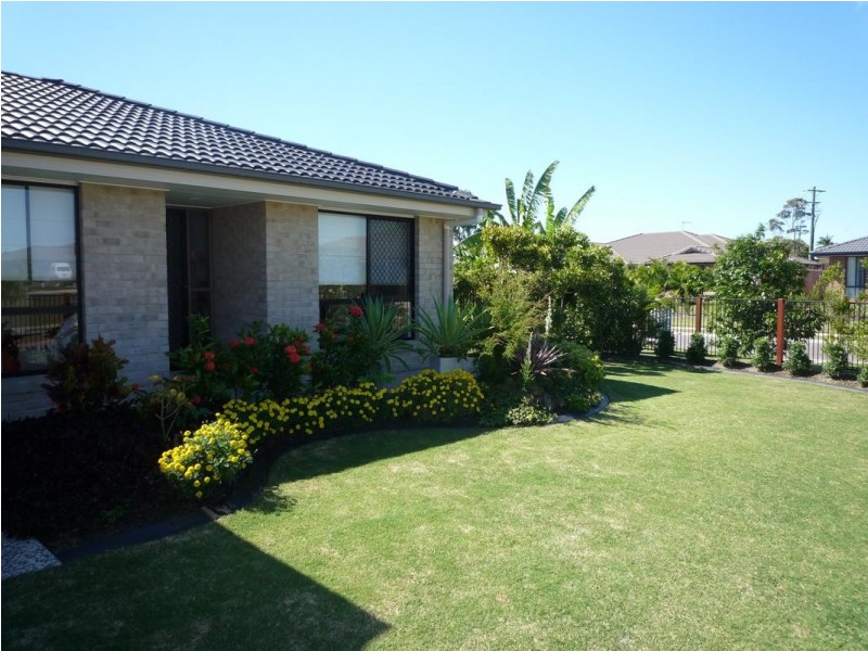 21 Salamander Avenue, Urraween QLD 4655