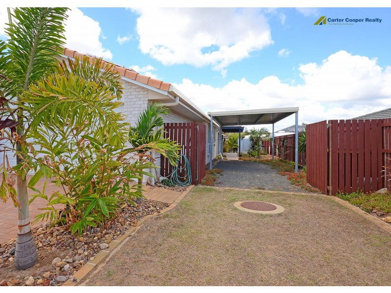 4 McIntyre Court, Urraween QLD 4655