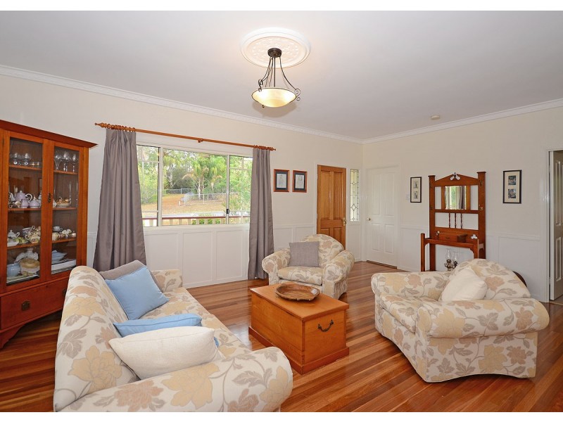 5 Tudor Avenue, Urraween QLD 4655