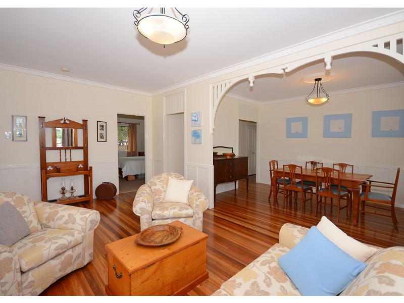 5 Tudor Avenue, Urraween QLD 4655