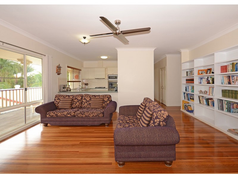 5 Tudor Avenue, Urraween QLD 4655