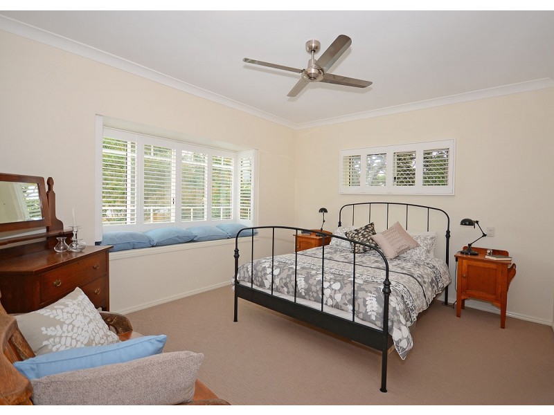 5 Tudor Avenue, Urraween QLD 4655