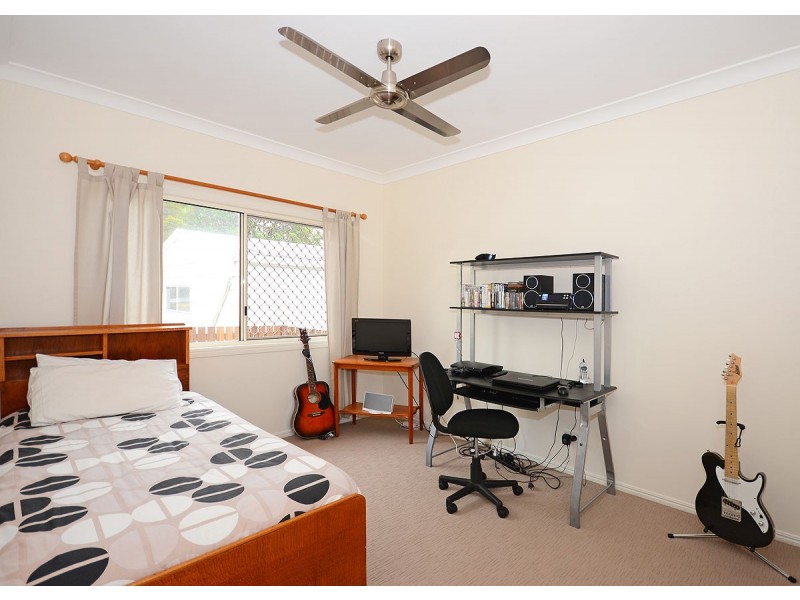 5 Tudor Avenue, Urraween QLD 4655