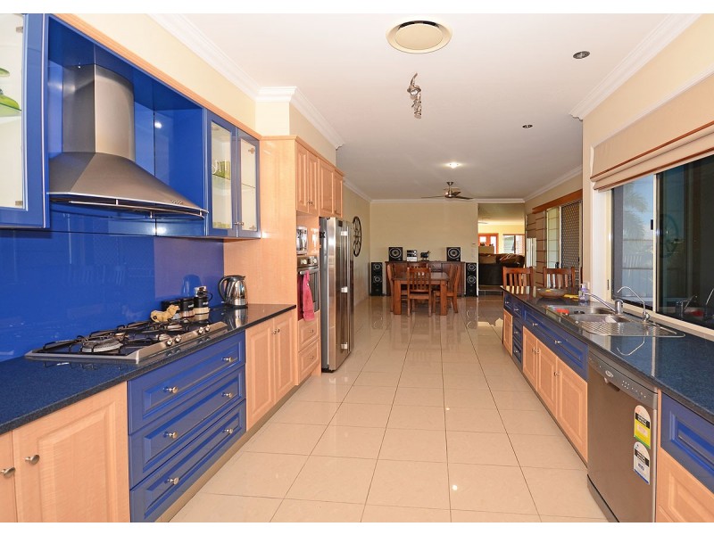 9 Marcocci Street, Urraween QLD 4655