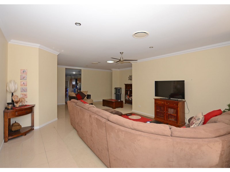 9 Marcocci Street, Urraween QLD 4655