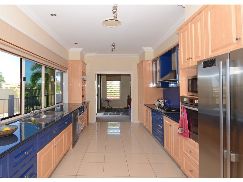 9 Marcocci Street, Urraween QLD 4655