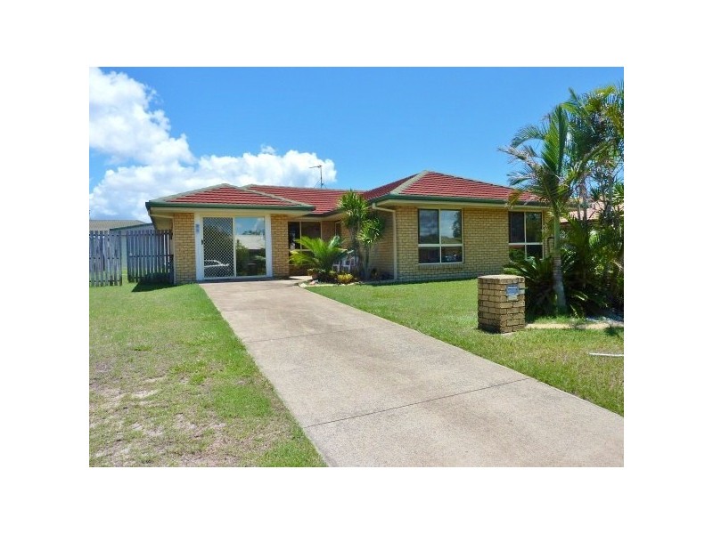 33 Merlin Dr, Urangan QLD 4655