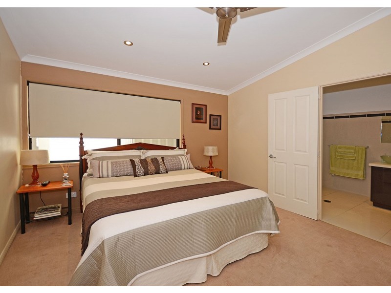 205 Esplanade, Pialba QLD 4655